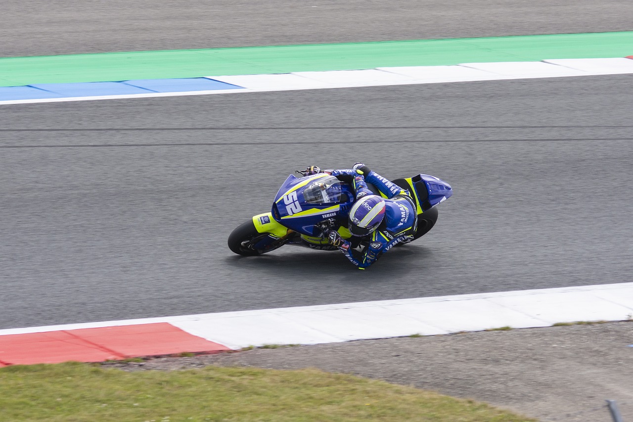 东体：蒋光太已与海港会合，将继续接受伤病治疗.